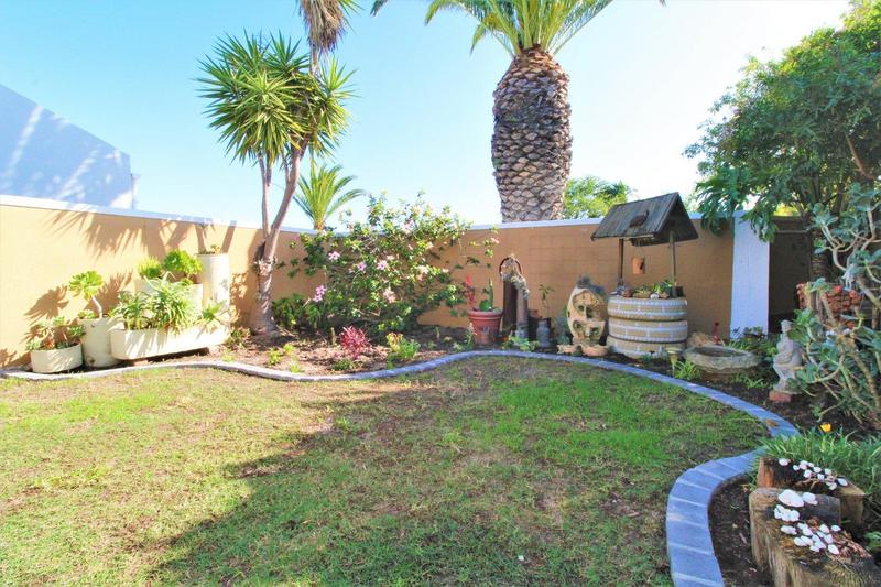 2 Bedroom Property for Sale in Goodwood Park Western Cape